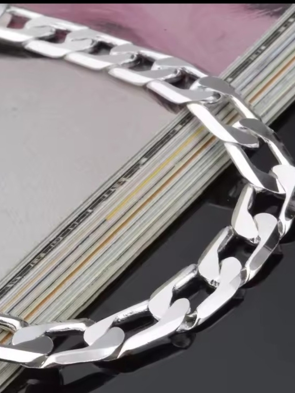 Men's Silver Cuban Link Chain Necklace - Sleek Metallic Finish